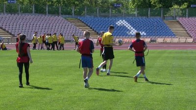 У Черкасах школярі змагалися у регбі У Черкасах школярі змагалися у регбі
