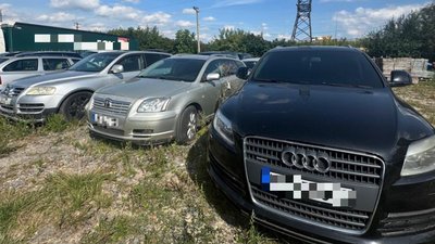 Автомобіліі