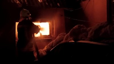 Пожежі, ДСНС, горів будинок, рятувальники