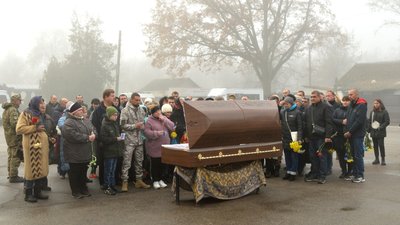 У Кропивницькому попрощалися з захисником Олегом Завгороднім