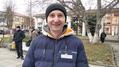 На Тернопільщині у громаді відбувається благодійний ярмарок На Тернопільщині у громаді відбувається благодійний ярмарок