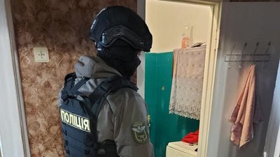 На Житомирщині затримали організаторку злочинної групи постачальників метадону На Житомирщині затримали організаторку злочинної групи постачальників метадону