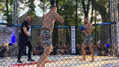 Бійці зійшлися на рингу. У Франківську стартував чемпіонат "ARMY MMA 2020" Бійці зійшлися на рингу. У Франківську стартував чемпіонат "ARMY MMA 2020"
