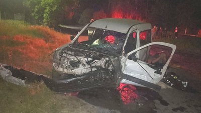 Виїзд на зустрічну: на Рівненщині сталась ДТП, є загиблий і травмовані Виїзд на зустрічну: на Рівненщині сталась ДТП, є загиблий і травмовані