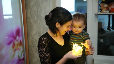 Як у прифронтовій Комишувасі зустрічають Новий рік

