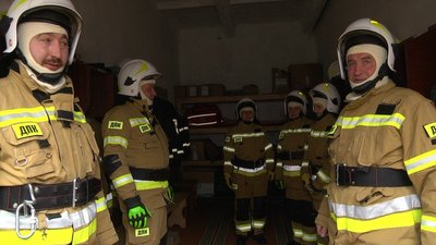 Команда пожежників-добровольців Команда пожежників-добровольців