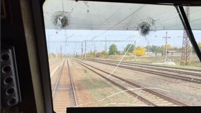 Пошкоджений потяг в Дергачах