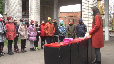 Хмельницьких школярів навчали, як поводитися зі сміттям