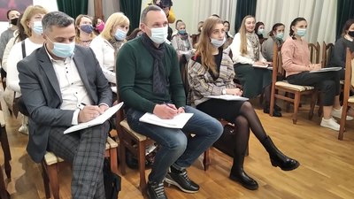 У Житомирі розпочали безкоштовний експрес-курс "Прокачай українську" У Житомирі розпочали безкоштовний експрес-курс "Прокачай українську"