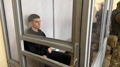 В'ячеслав Зінченко у залі суду 23 квітня