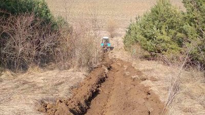 Вберегти ліс від вогню: на Вінниччині лісівники поновлюють мінералізовані смуги Вберегти ліс від вогню: на Вінниччині лісівники поновлюють мінералізовані смуги