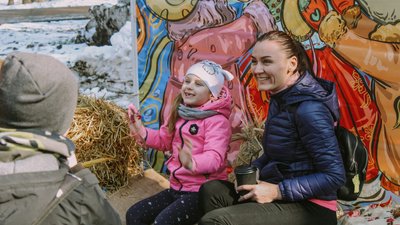 Танці з шаблями та торт з млинців: як у Черкасах святкували Колодія Танці з шаблями та торт з млинців: як у Черкасах святкували Колодія
