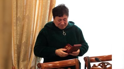 На Чернігівщині родинам загиблих воїнів передали ордени "За мужність" На Чернігівщині родинам загиблих воїнів передали ордени "За мужність"