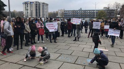 У Кременчуці батьки влаштували акцію протесту