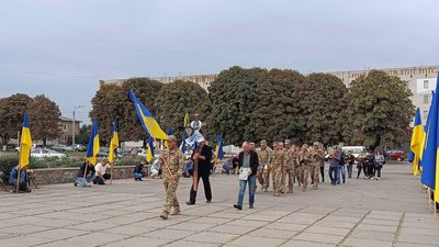 У Чорнобаївській громаді провели в останню путь захисника Ігоря Ганіна