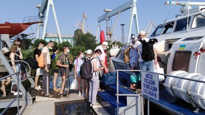 Сезон морських пасажирських перевезень розпочався в Миколаєві Сезон морських пасажирських перевезень розпочався в Миколаєві
