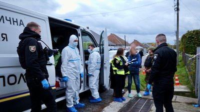 Убивство пенсіонерів на Закарпатті: судитимуть трьох підозрюваних, двоє — неповнолітні