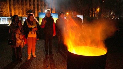 У Дніпрі, на Алеї героїв, відзначили День Гідності та Свободи У Дніпрі, на Алеї героїв, відзначили День Гідності та Свободи