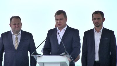 Президент представив кандидата в міські голови Херсона від партії "Слуга народу" Президент представив кандидата в міські голови Херсона від партії "Слуга народу"
