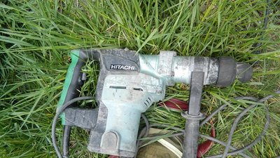 На Тернопільщині розшукати злодія допоміг поліцейський собака На Тернопільщині розшукати злодія допоміг поліцейський собака