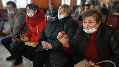 На Франківщині ОВК округу 87 взяла тайм-аут у безперервному засіданні до ранку 3 квітня На Франківщині ОВК округу 87 взяла тайм-аут у безперервному засіданні до ранку 3 квітня