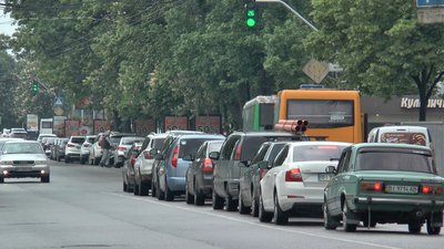 Жителі Полтавщини не отримуватимуть постанову про порушення ПДР у перші 10 днів Жителі Полтавщини не отримуватимуть постанову про порушення ПДР у перші 10 днів