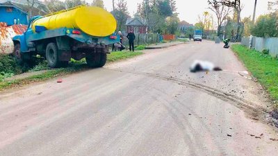На Франківщині вантажівка переїхала пенсіонерку На Франківщині вантажівка переїхала пенсіонерку