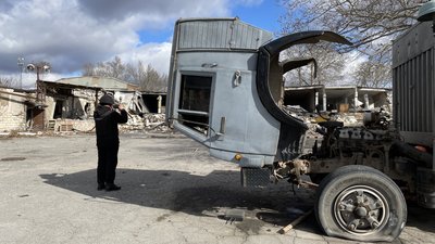 Вибухи у Херсоні не припиняються — російські військові цілять по різних районах міста Вибухи у Херсоні не припиняються — російські військові цілять по різних районах міста
