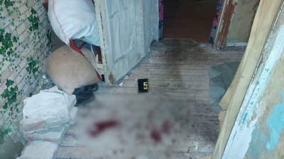 Встромив ніж у серце: на Черкащині засудили чоловіка, який вбив свого товариша Встромив ніж у серце: на Черкащині засудили чоловіка, який вбив свого товариша