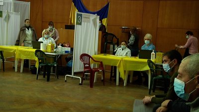 Більше 300 студентів Житомирського медичного інституту працюють волонтерами на пунктах вакцинації Більше 300 студентів Житомирського медичного інституту працюють волонтерами на пунктах вакцинації