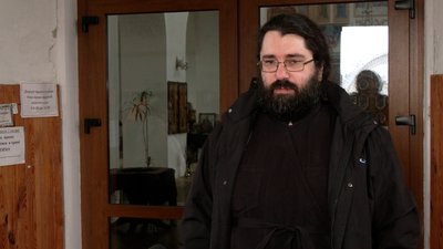 Не віддає ключі та подав до суду: священник УПЦ (МП) не хоче передавати ПЦУ Свято-Вознесенський храм у Корюківці Не віддає ключі та подав до суду: священник УПЦ (МП) не хоче передавати ПЦУ Свято-Вознесенський храм у Корюківці