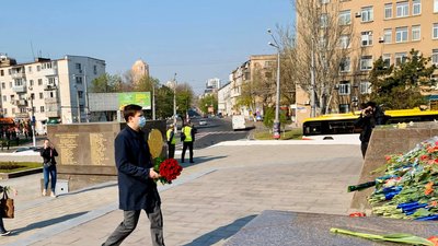 Як в Одесі під час карантину відзначили День звільнення міста Як в Одесі під час карантину відзначили День звільнення міста