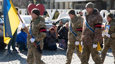 В Ужгороді попрощалися із полеглим на війні Сергієм Митропольським В Ужгороді попрощалися із полеглим на війні Сергієм Митропольським