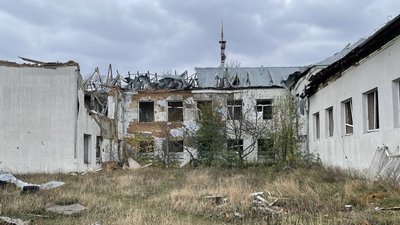 Пошкоджений заклад освіти. Пошкоджений заклад освіти.