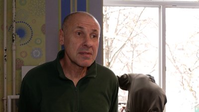 Геннадій Попков мешканець будинку 17А на проспекті Миру в Чернігові Геннадій Попков мешканець будинку 17А на проспекті Миру в Чернігові