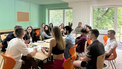"Оголосимо переможців як на "Оскарі": юнак з Рівненщини розповів про авторський молодіжний проєкт "Оголосимо переможців як на "Оскарі": юнак з Рівненщини розповів про авторський молодіжний проєкт