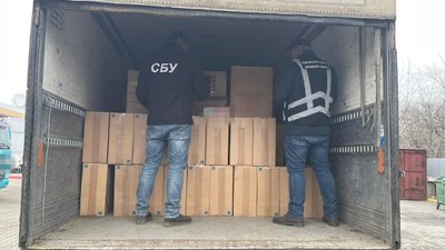 На Волині СБУ зупинила контрабанду цигарок на понад півтора мільйона гривень