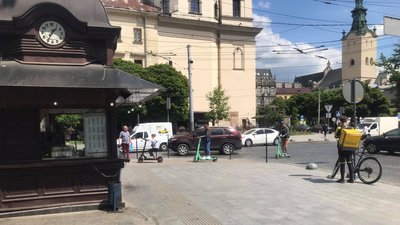 Вже є учасниками руху, а в правовому полі – немає. Яка ситуація із електросамокатами у Львові Вже є учасниками руху, а в правовому полі – немає. Яка ситуація із електросамокатами у Львові