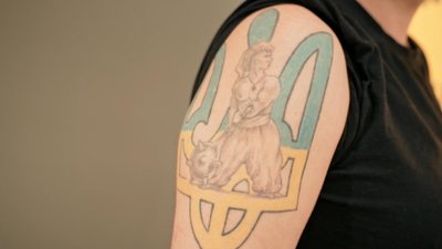 "Вибитий на руці герб найбільше дратував наглядачів у російському полоні": хмельничанин Олександр Зарва "Вибитий на руці герб найбільше дратував наглядачів у російському полоні": хмельничанин Олександр Зарва