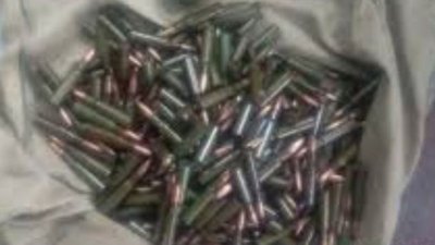 На Херсонщині поліцейські вилучили набої та наркотики у водія-порушника