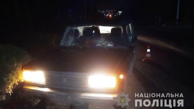 У Рівному водій наїхав на чоловіка з дитиною у візку У Рівному водій наїхав на чоловіка з дитиною у візку