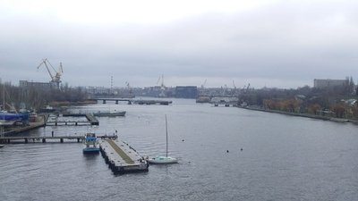 В Миколаєві розвели мости: зі стоянки МСЗ вивели теплохід "Олександр Пекс" В Миколаєві розвели мости: зі стоянки МСЗ вивели теплохід "Олександр Пекс"