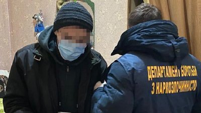 У квартирі львів'янина правоохоронці викрили наркопритон У квартирі львів'янина правоохоронці викрили наркопритон