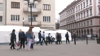 В Івано-Франківську для вимушених переселенців та місцевих жителів провели першу екскурсію В Івано-Франківську для вимушених переселенців та місцевих жителів провели першу екскурсію