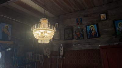 "Ого, яка у вас гарна хата!". Буковинець їздить селами та фотографує народну архітектуру "Ого, яка у вас гарна хата!". Буковинець їздить селами та фотографує народну архітектуру