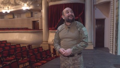 Сергій Андрушко з радістю пригадує цікаві історії з акторського життя Сергій Андрушко з радістю пригадує цікаві історії з акторського життя