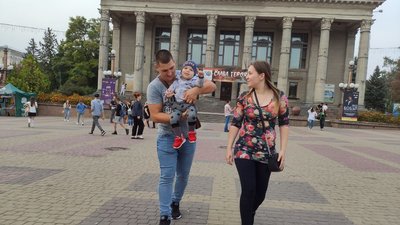 Сім’я з Тернополя виграла в лотерею найдорожчий у світі укол для малюка Сім’я з Тернополя виграла в лотерею найдорожчий у світі укол для малюка