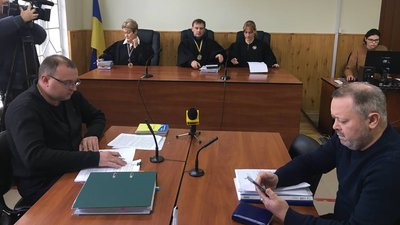 Залишили під вартою: у Сумах продовжується суд над експідполковником, якого обвинувачують у держзраді Залишили під вартою: у Сумах продовжується суд над експідполковником, якого обвинувачують у держзраді