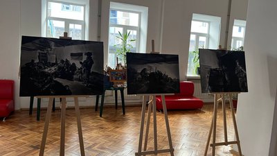 Виставка картин загиблого бійця Олега Дробоцького Виставка картин загиблого бійця Олега Дробоцького