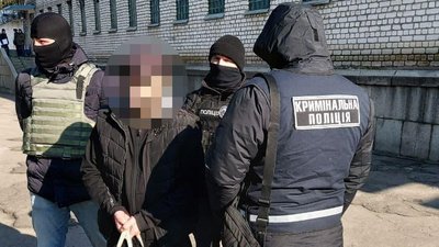 На Черкащині поліція видворила іноземця за територію України На Черкащині поліція видворила іноземця за територію України